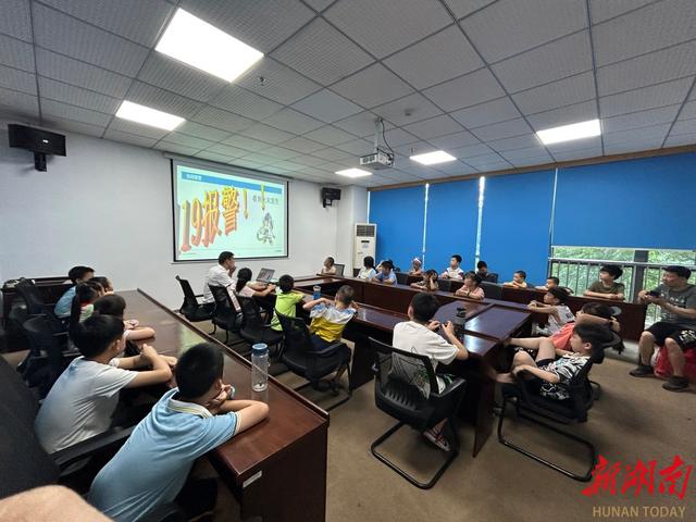 强化客户端教学强化理论在教学中的应用