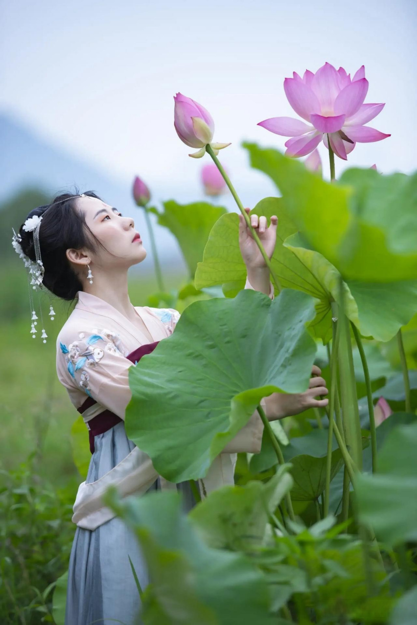 佳人手机版可以提现的打金手游-第1张图片-太平洋在线下载